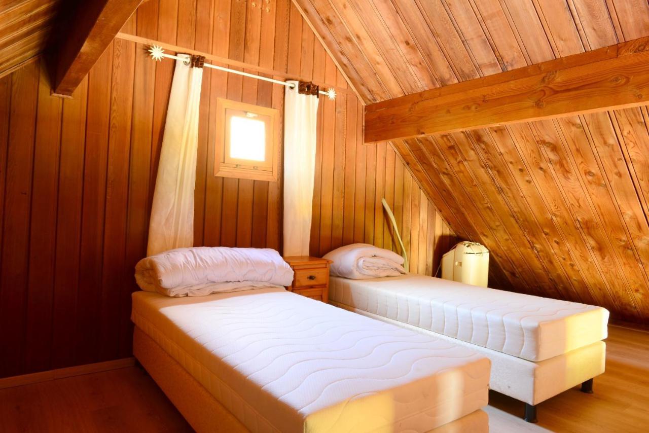 Maison L'Hirondelle Rustique A Tournavaux Bagian luar foto